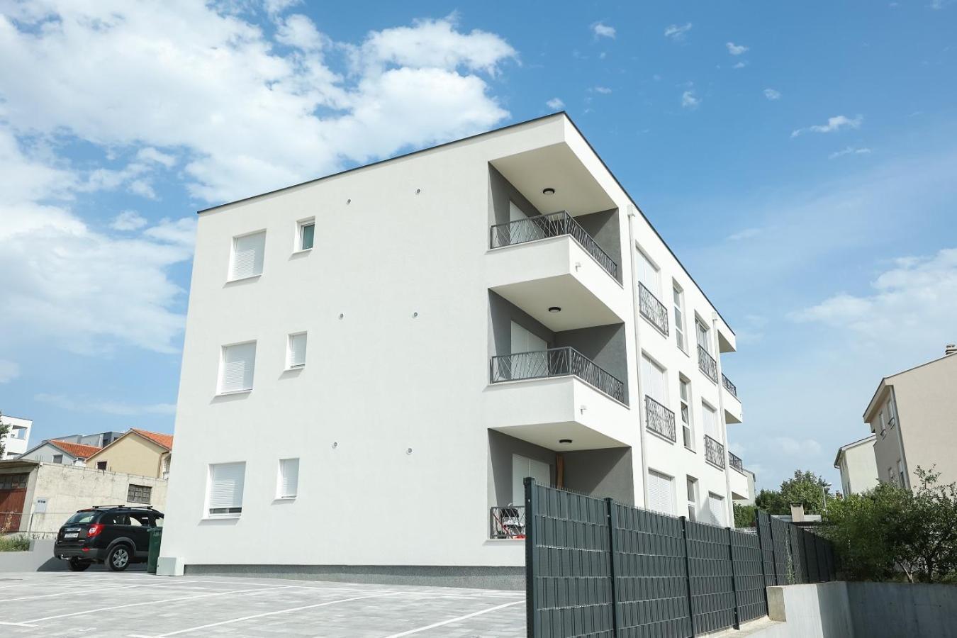 Apartment Glorija Zadar Bagian luar foto
